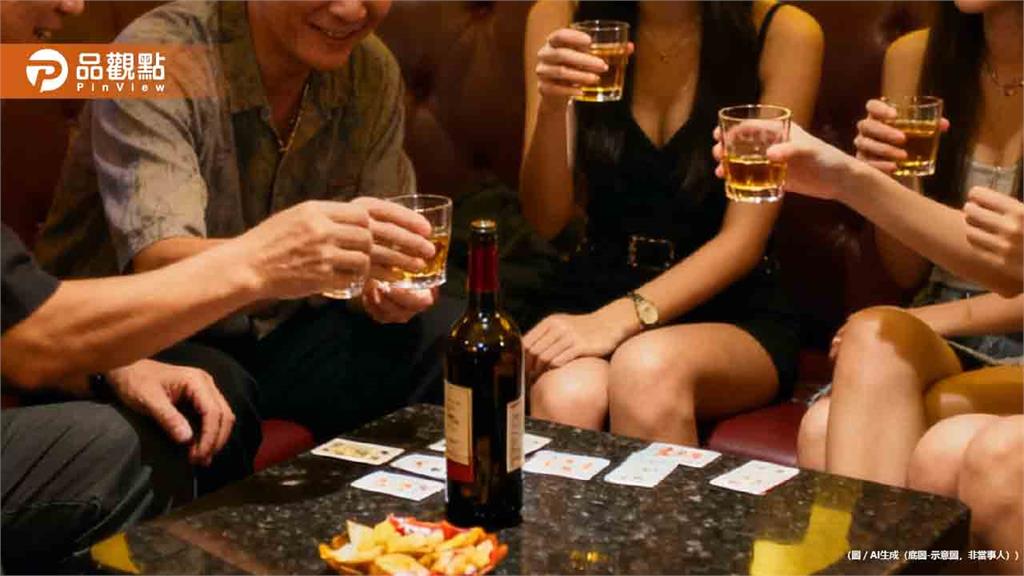 警直擊「極樂包廂」5爆乳妹脫光全裸下場慘了