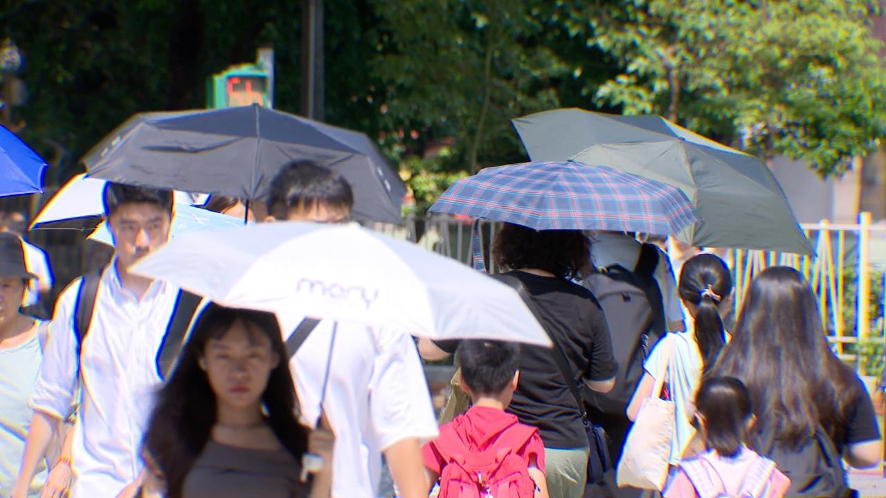 強颱「巴威」持續漲胖　北北基暴風侵襲率破六成