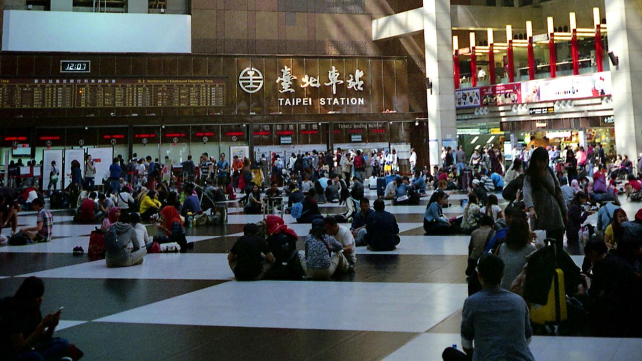 通緝犯北車侵犯醉女!網驚「10分鐘無人救援」…律師舉例嘆:怕遭反咬一口