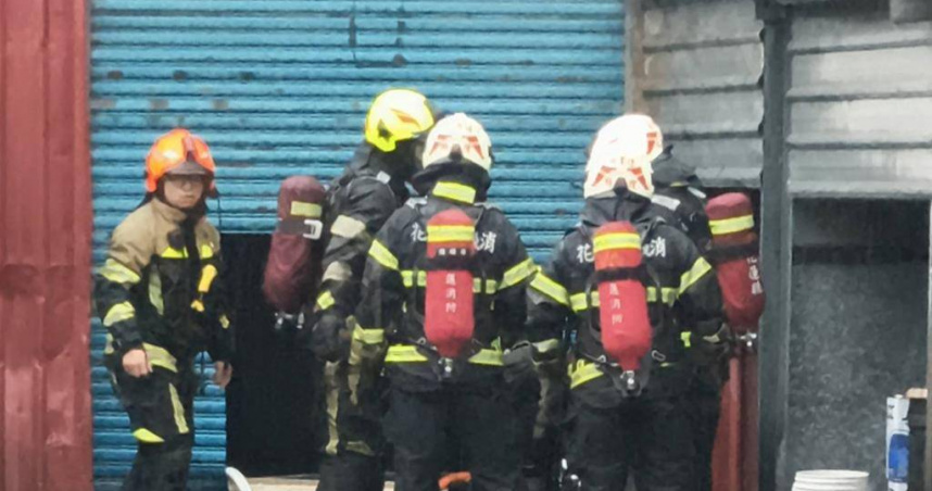 「轟！」花蓮吉安烤漆工廠疑遭雷擊起火　3人嗆傷送醫