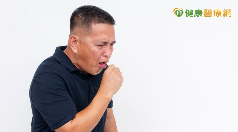 口臭元凶竟是「扁桃腺結石」！可以自己清理？治療、預防方式一次看