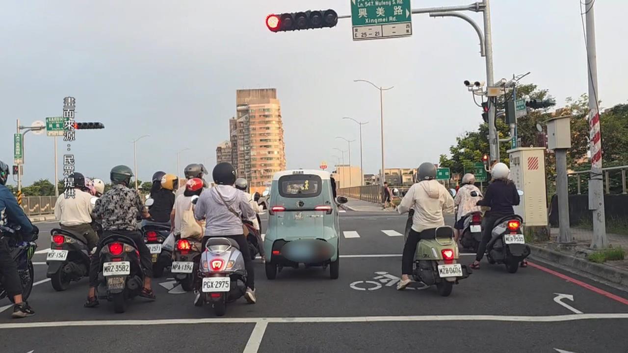 未核准！中國電動車「老頭樂」現蹤嘉義　車主稱合法購入卻掛私製車牌上路