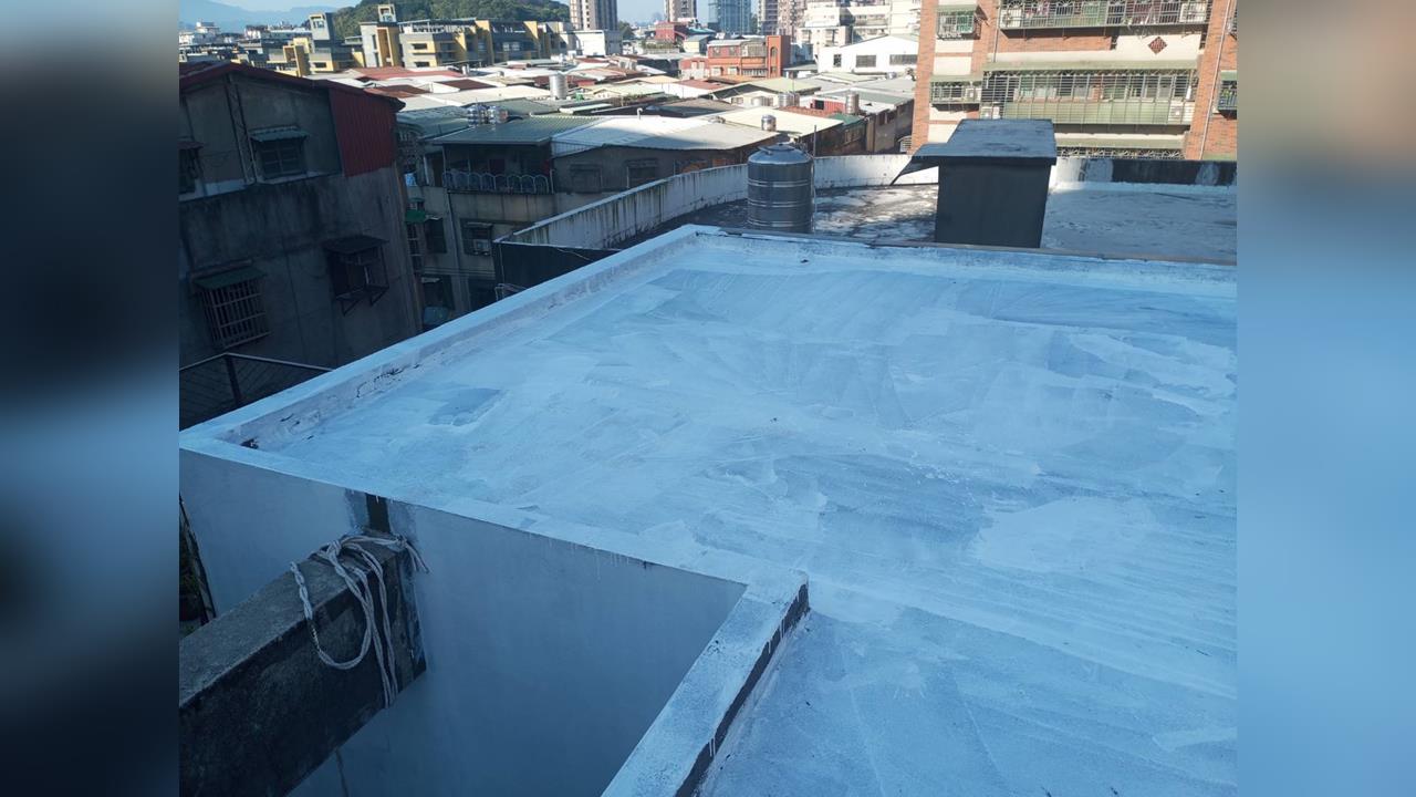 又見裝修蟑螂！中和老宅做防水工程 水電行疑落跑留爛尾