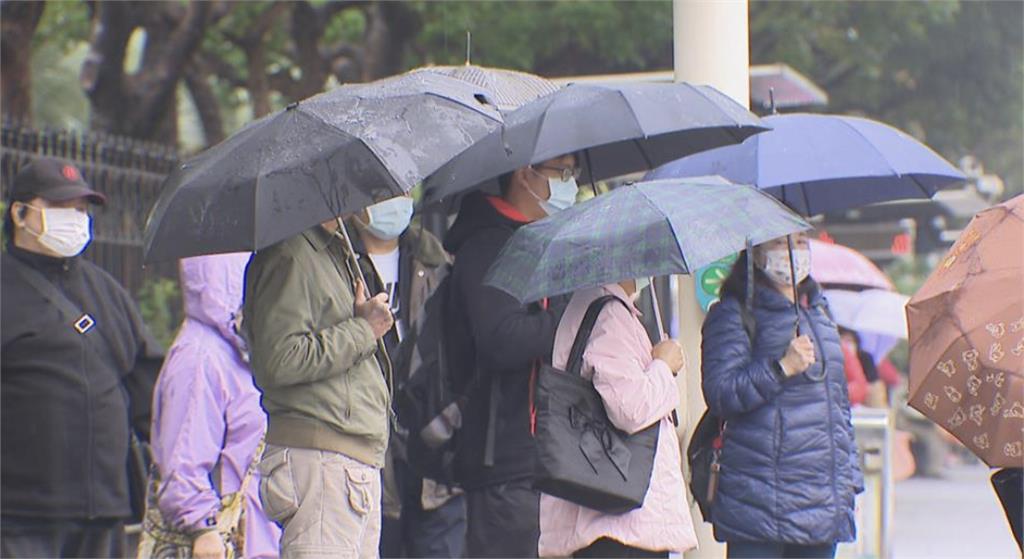 快新聞 / 北北基雨彈狂襲！東北季風影響清晨最低溫「僅剩13度」