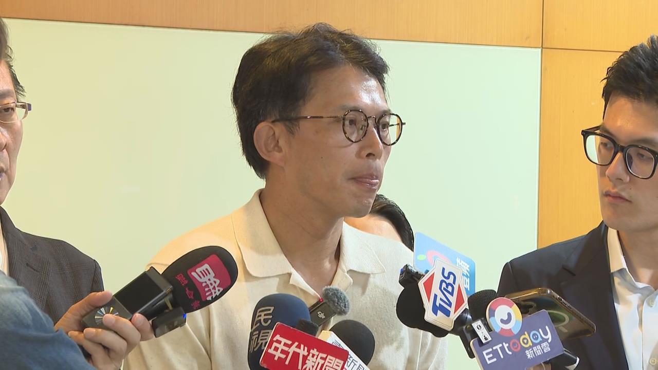 黃國昌新北民調慘輸李四川　轉頭放話助柯志恩攻下高雄