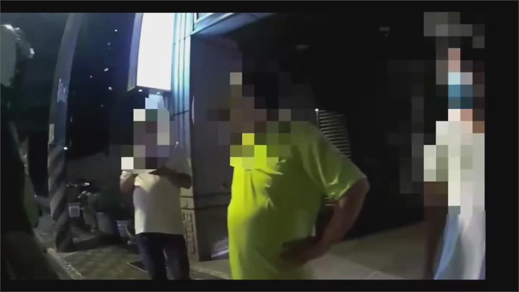 情侶吵架！路人誤會女子遭搭訕 街頭修理男友