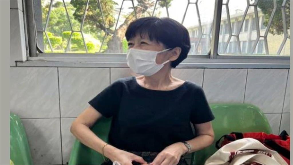 認錯人！短髮女性非陳佩琪　四叉貓出面道歉不忘酸王鴻薇