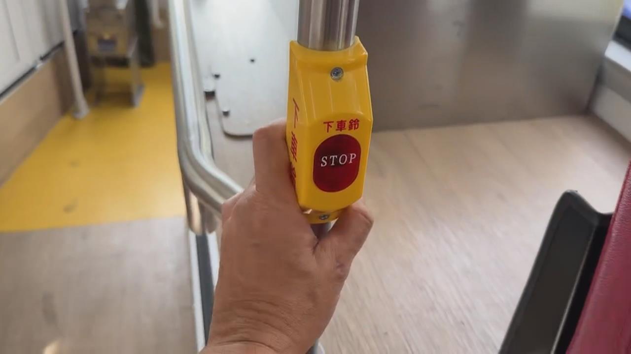台中公車不開門！　運將「狂喊坐好」惹怒民眾　業者道歉