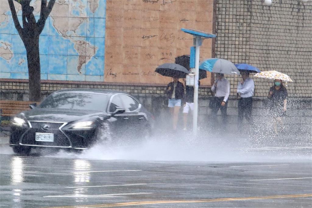 「北北基桃」4縣市雨量已達停班課標準　士林、北投破500毫米 
