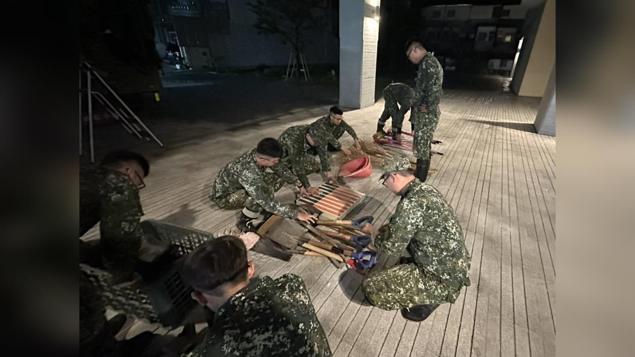 備戰西南氣流!國軍第四作戰區派遣預置兵力 前進高雄山區待命