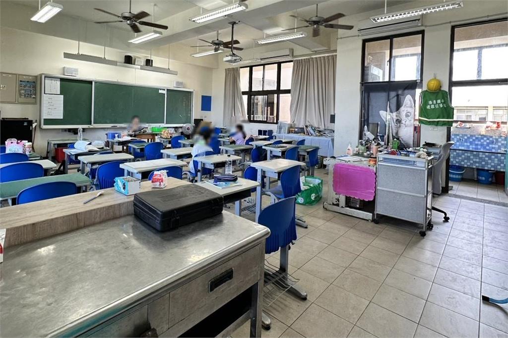快新聞/在想什麼?屏東恆春1國小學生「教室內烤肉」 5生疑一氧化碳中毒送醫