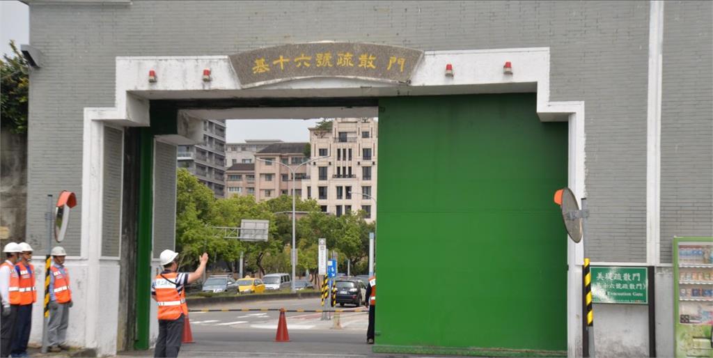 快新聞／康芮逐漸遠離　北市水門18：00全面開啟