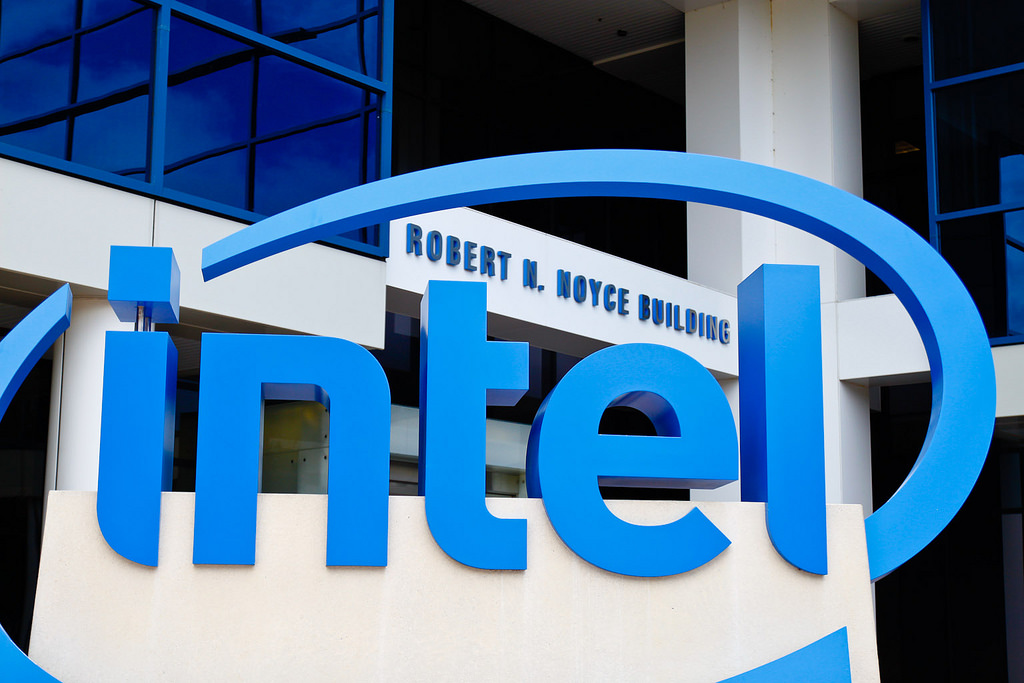 Intel CPU大出包 微軟、蘋果 、Linux中招十年