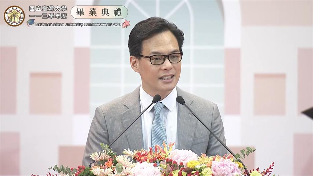 林之晨登台大畢典喊「生為台灣人，死為台灣鬼」！親曝台海危機「絕不移民」真相