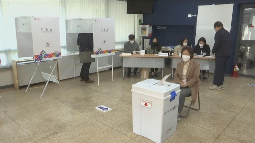 明年總統大選前哨戰！首爾、釜山市長補選 執政黨封關民調大幅落後