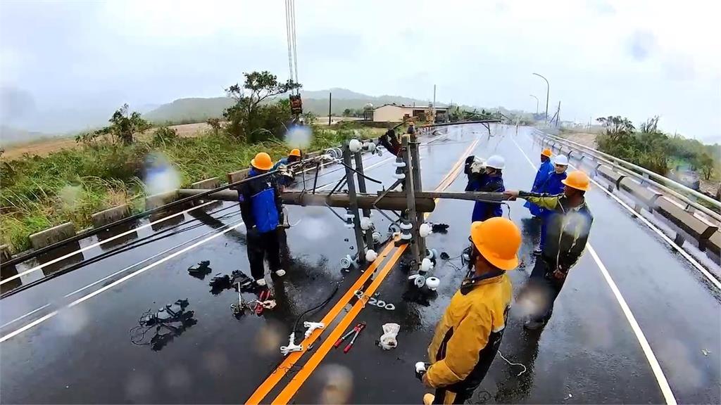 彰雲嘉地區颱風走後停電「不降反升」台電拚搶修