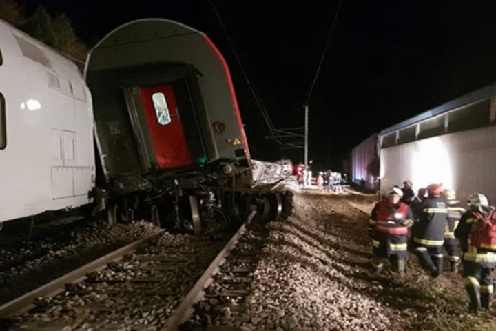 歐洲一日兩起火車事故 釀數十人受傷