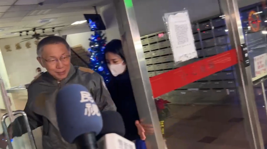 快新聞/柯文哲今奔律師事務所 返家被問「是否擔心抗告」嘆:先吃晚餐再來討論