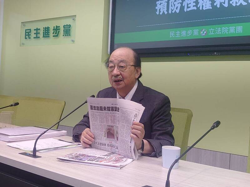 柯建銘預告2/3送罷藍委連署書 酸國民黨反罷免「宣傳徐巧芯是寶嗎?」