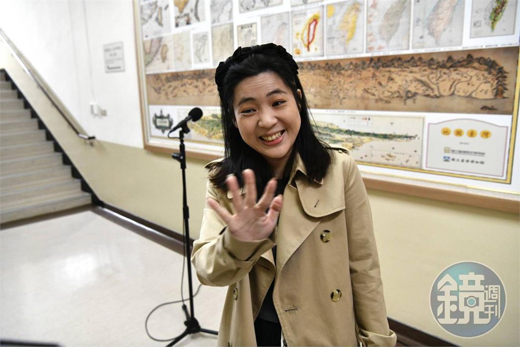 徐巧芯狂打曹興誠桃色傳聞 張益贍:該被檢視的是被罷免人