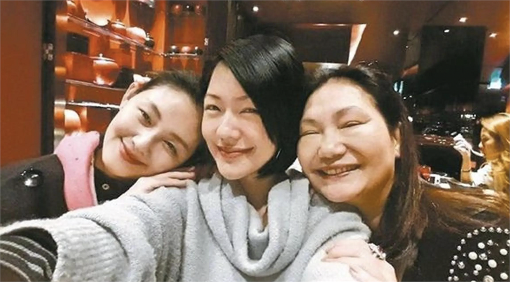 S媽難掩喪女之痛　一個月內發文13次