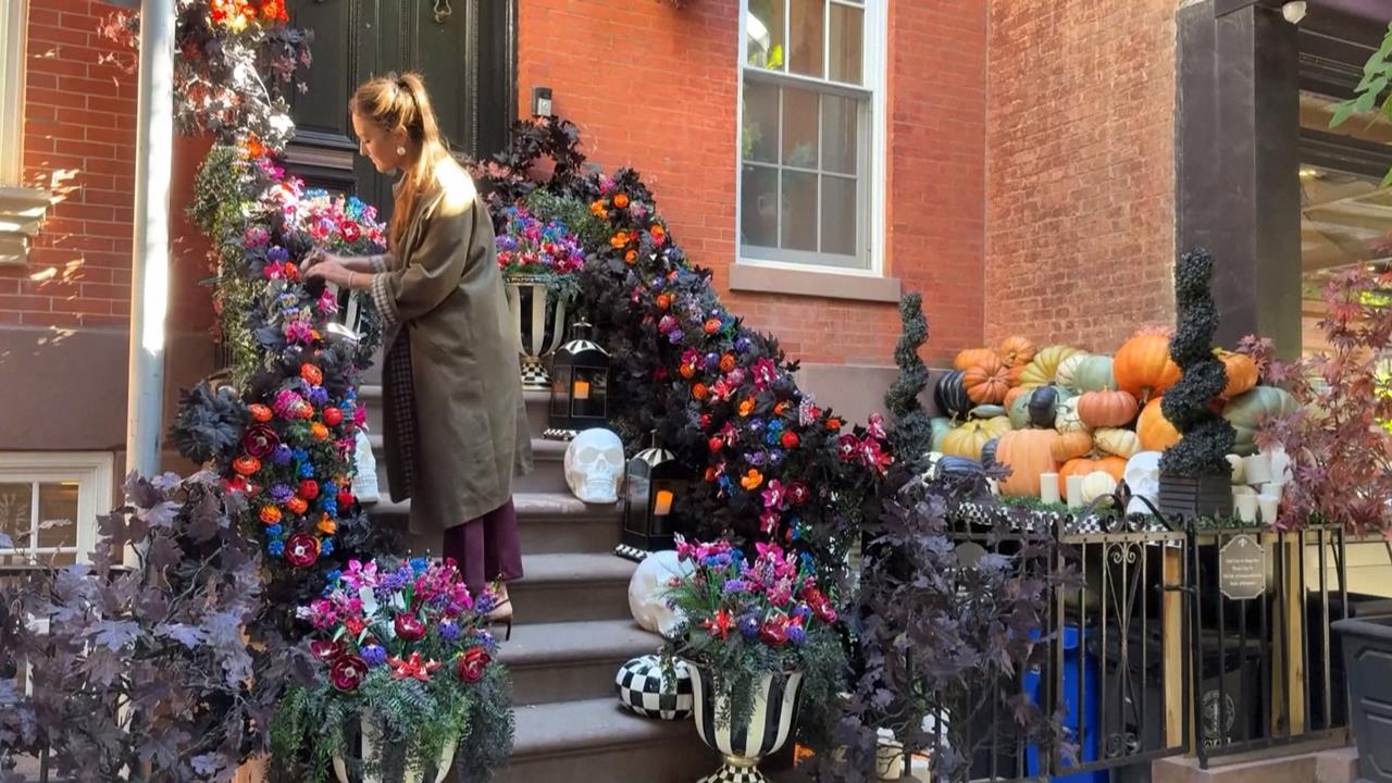 萬聖節也能很溫馨！　樂高花門廊營造特殊過節氣氛