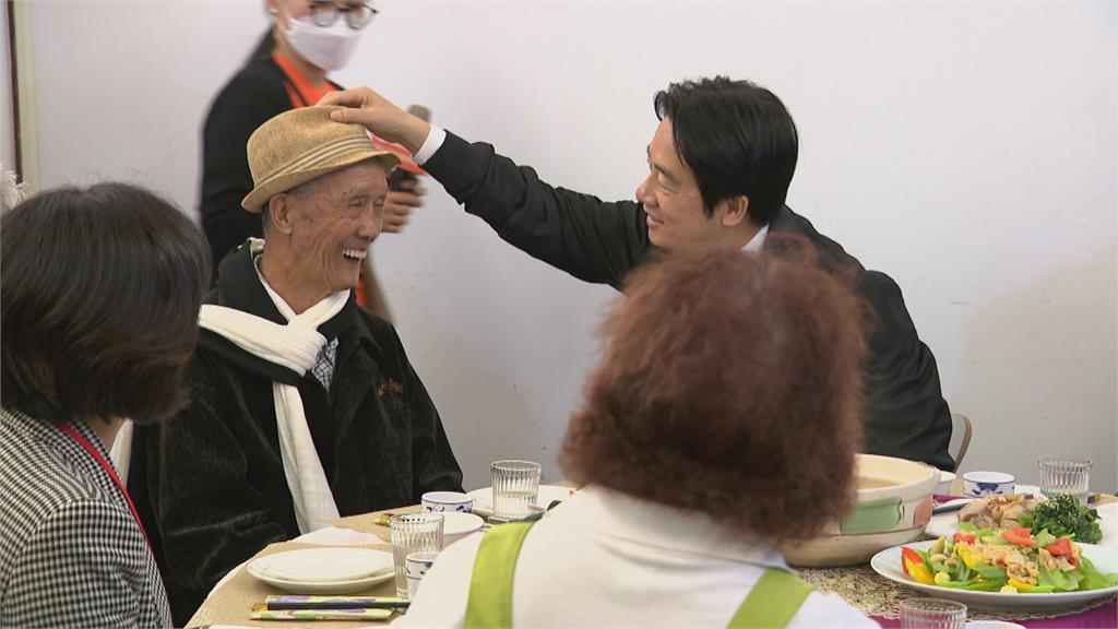 關懷獨居長輩　賴清德穿圍裙「洗手作羹湯」