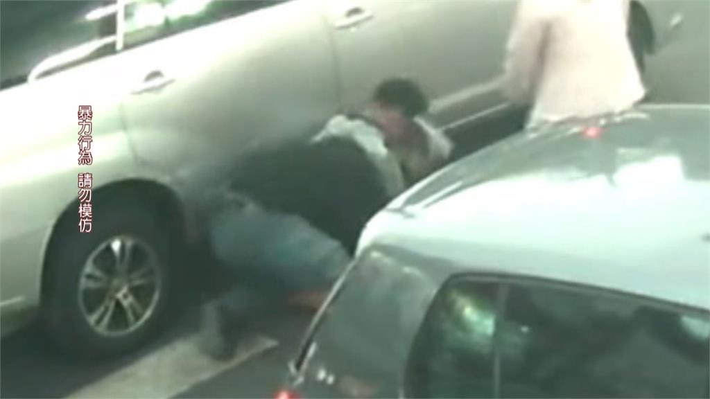 行車糾紛演變暴力衝突 雲林斗六兩駕駛街頭全武行