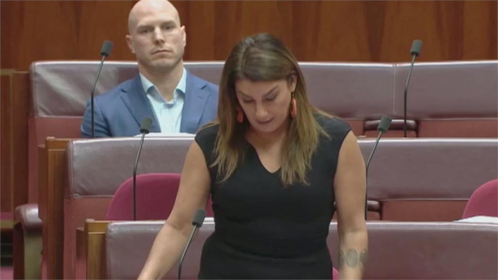 澳洲國會也爆性騷擾　議員淚訴在樓梯間遭「侵犯」