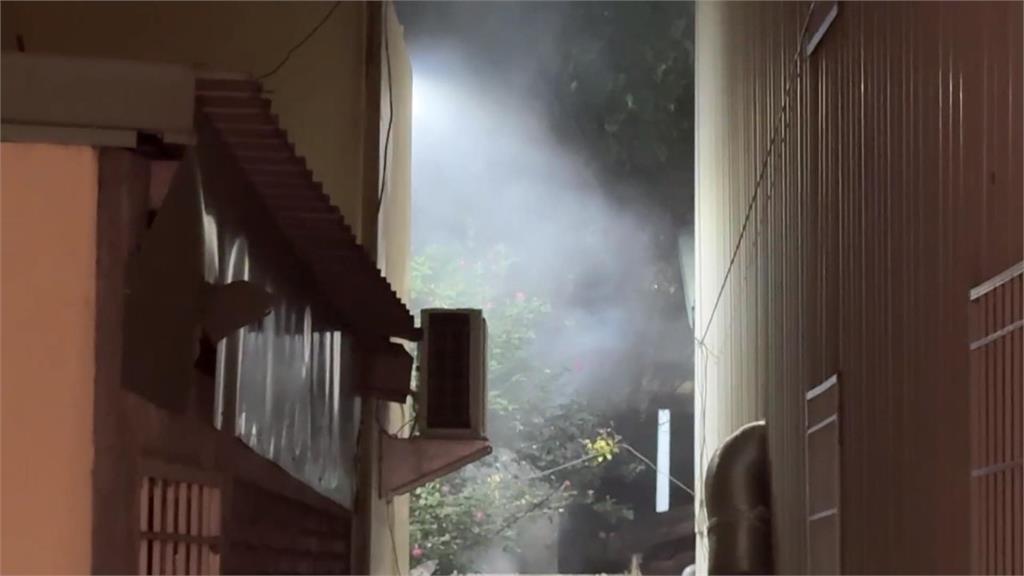 疑延長線走火高雄民宅火警 狼犬不斷踢門叫醒主人救命