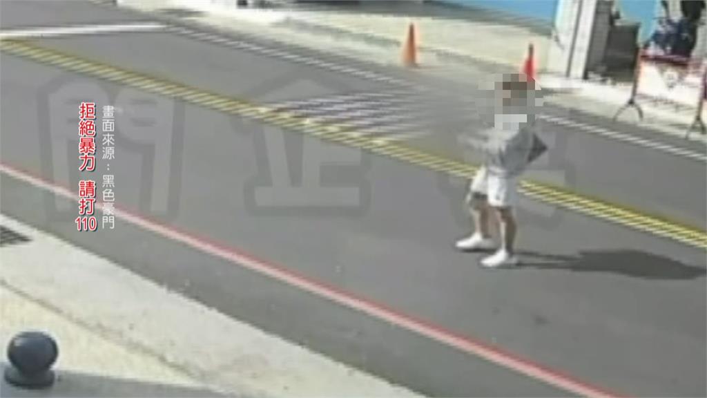 台中17歲少年冷靜換彈狂掃茶行　監視器畫面曝光