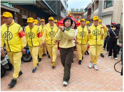 白沙屯媽祖香火迎回新北　蘇巧慧隨新北拱心宮謁祖進香