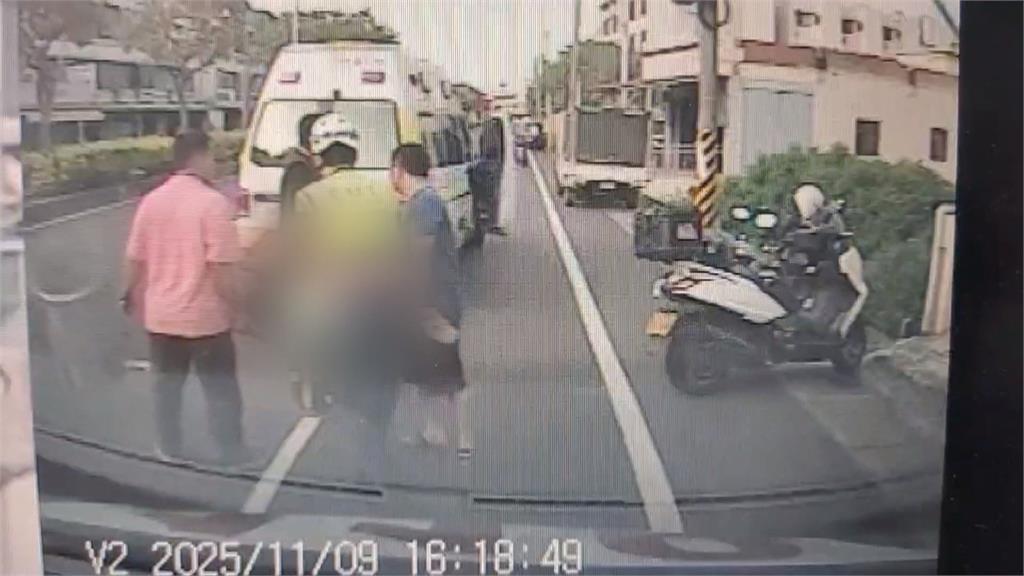 翻車直墜荔枝園！　祖孫5人受困消防破壞器材急救援