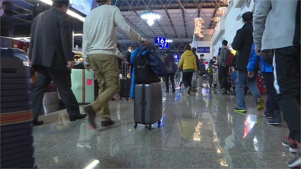 前空服員「騙飛」4年獲百張免費機票！專家曝「恐因1事」才一路過關