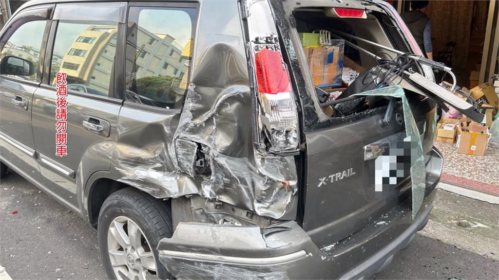 「醉」扯！三義觀巴撞路邊車肇逃　救護車全程目擊攔下、運將全身酒氣