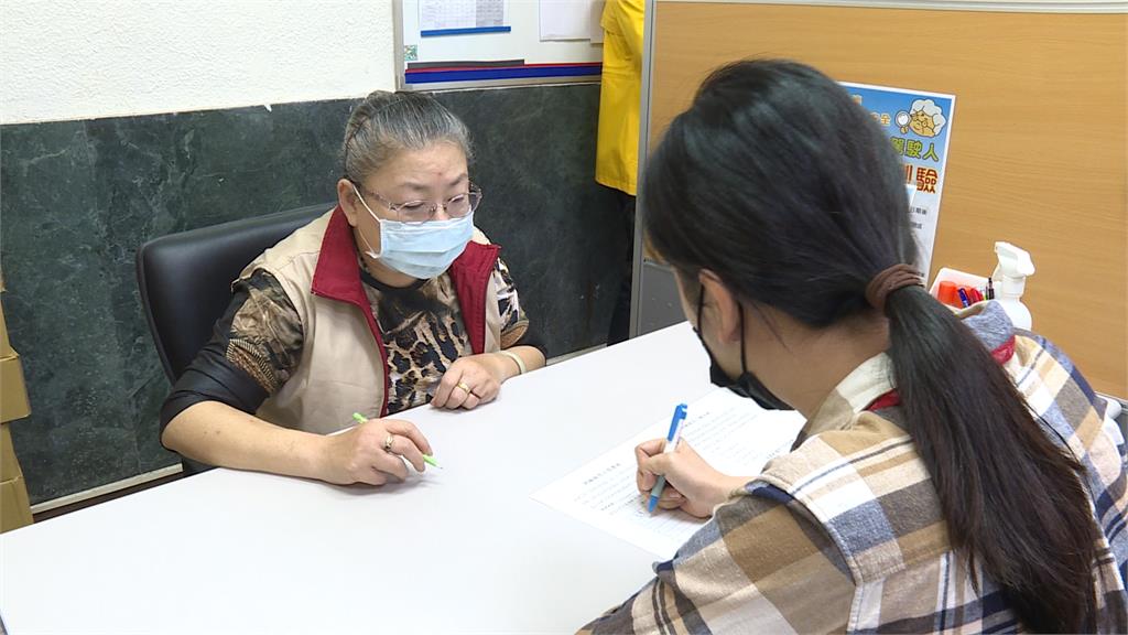 日本東大寺「79歲老翁開車暴衝」1台灣人殞命！長者肇事率增推高齡者駕照