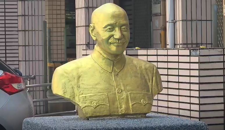 基隆僅存蔣介石銅像　台船廠內矗立46年