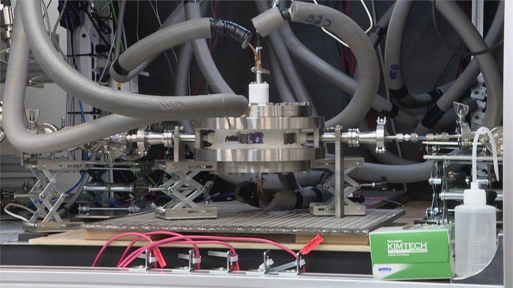 台股光輝十月獲利了結? 台灣先生警示居高思危!