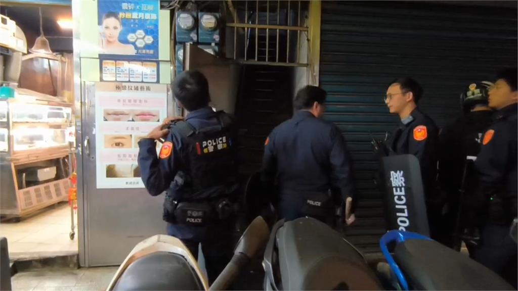 快新聞/酒後發瘋!凌晨北市社子島「醉男持刀襲警」 反遭壓制送醫