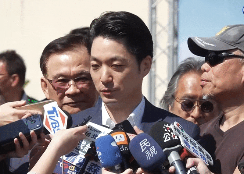 助理幫開中國抖音帳號…還自稱「台灣省台北市長」?蔣萬安「回1句」秒離開