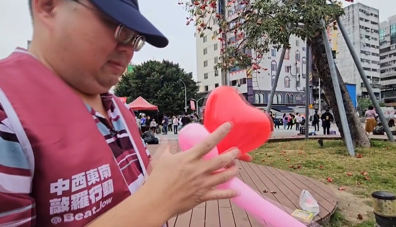 民主寓教於樂！台中民主親子童樂會　六選區罷團齊擺攤拚連署