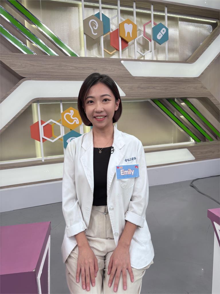 徐新洋愛犬出事半夜急奔醫院！緊急住院四天噴了三萬