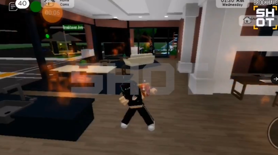 13歲少女不滿手機被沒收!持刀「割母喉、縱火燒房」疑重現遊戲場景