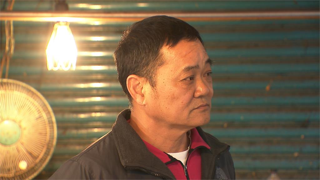 獨／黃國昌市場拜年踢鐵板　豬肉販當場開嗆「福利講清楚」