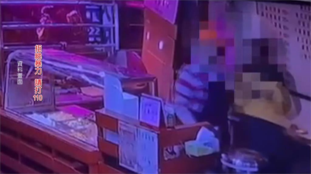 吃牢飯計畫通？搶40萬後呆坐等被逮　嫌犯曾持菜刀劫便當店、檳榔攤