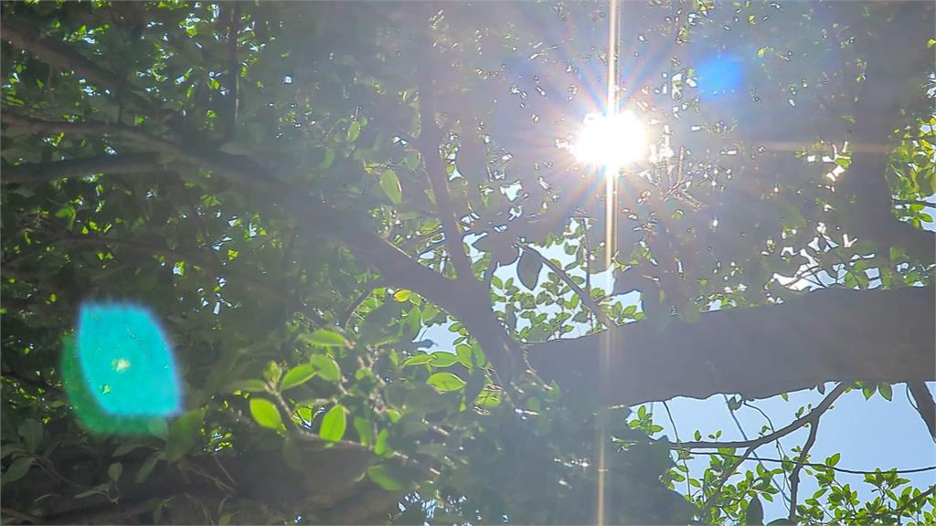 「風神」最快週日成颱 外圍+東北風共伴強降雨