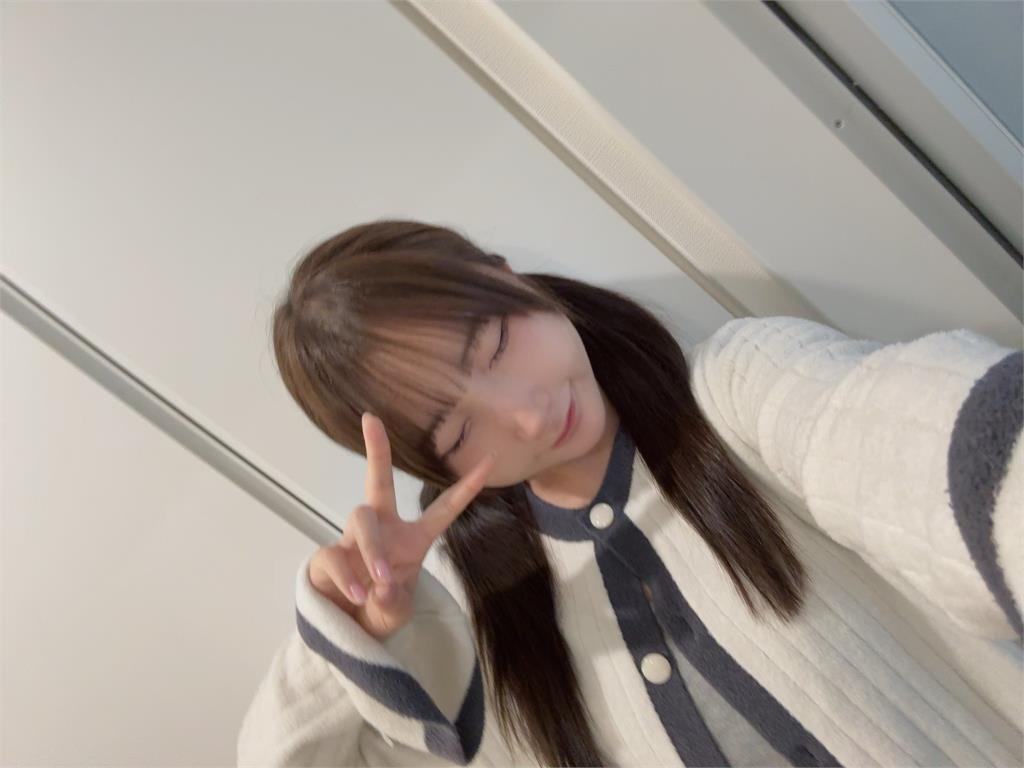 22歲女優「硬塞死庫水」綁雙馬尾慘遭炎上！本人親「甩1句回擊」大漲萬粉