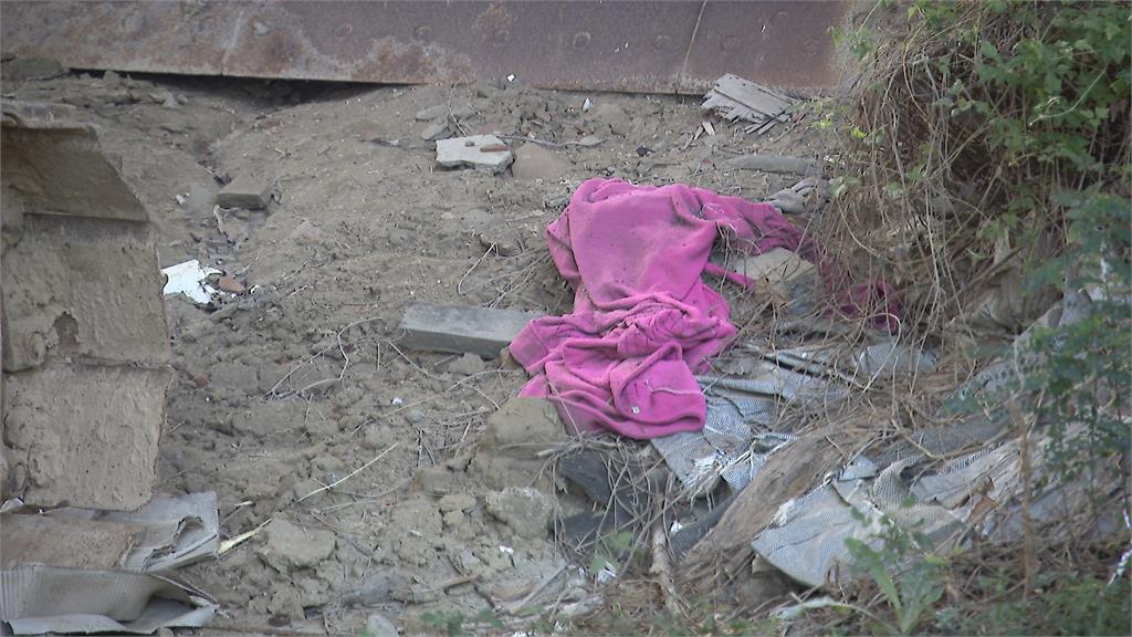 驚！新店22歲男遭擄「丟包公墓」　逼簽百萬本票、全身骨折