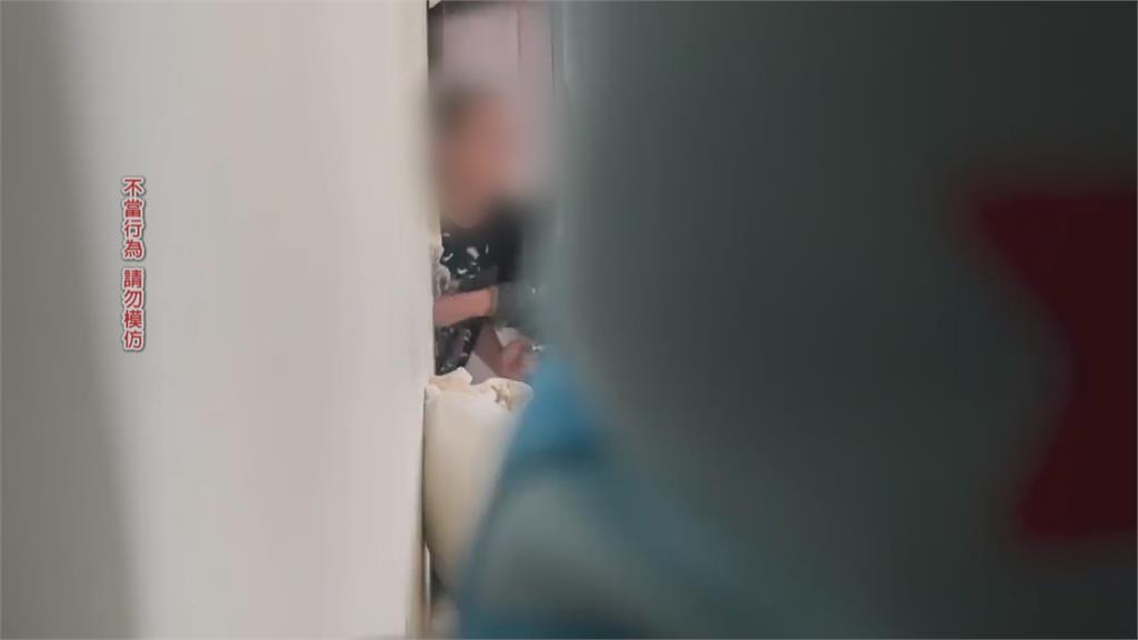 「家鑰匙忘記拔」不翼而飛　女子架手機抓賊　嫌犯竟是鄰居