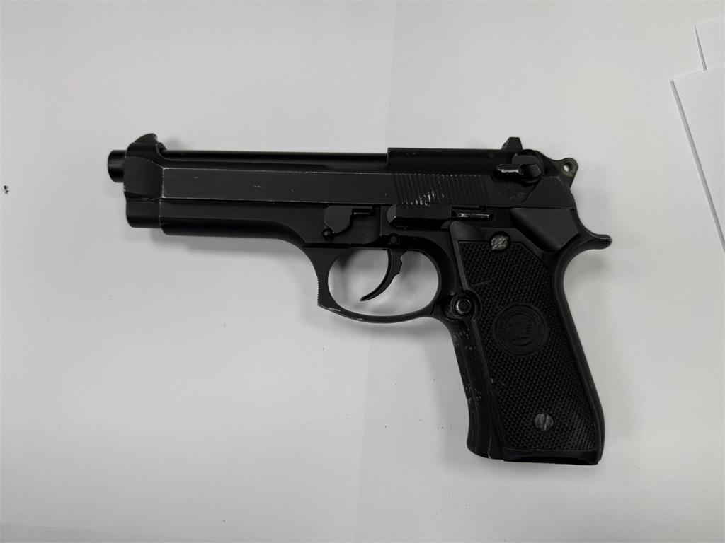 買賣糾紛爆砍人! 男持球棒攻擊 慘遭「開山刀反擊」2人被逮